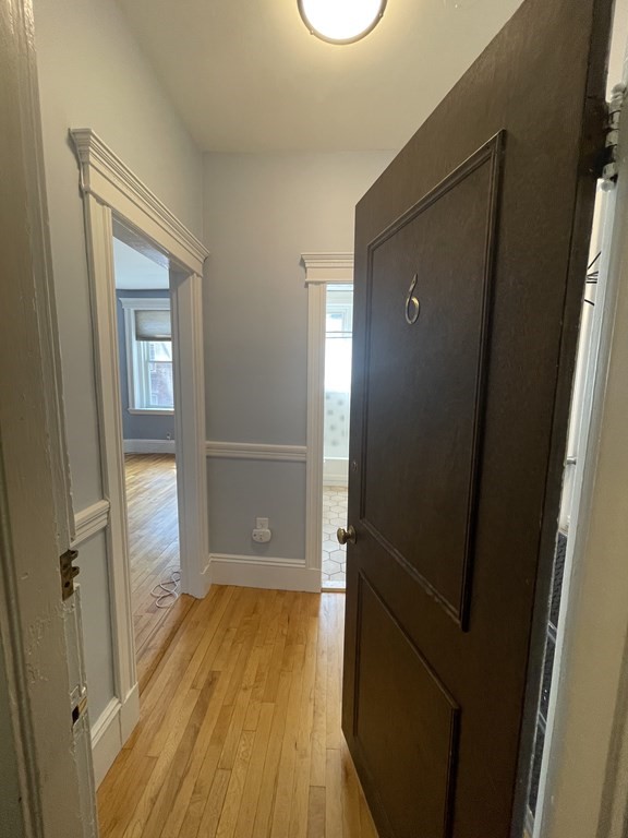 164 Strathmore Rd # 6