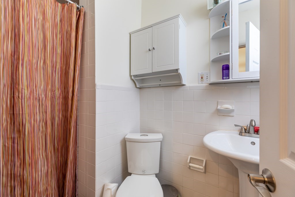 182-184 Cabot St # 182