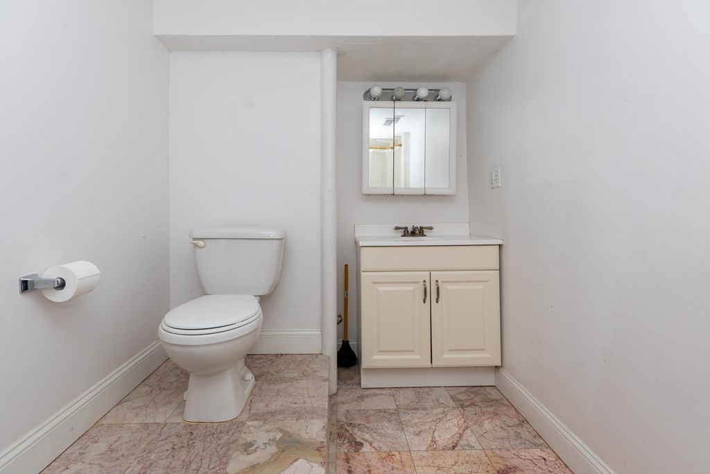 182-184 Cabot St # 182