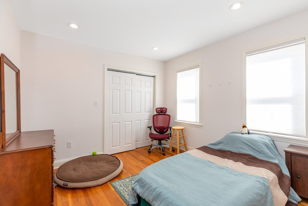 182-184 Cabot St # 182