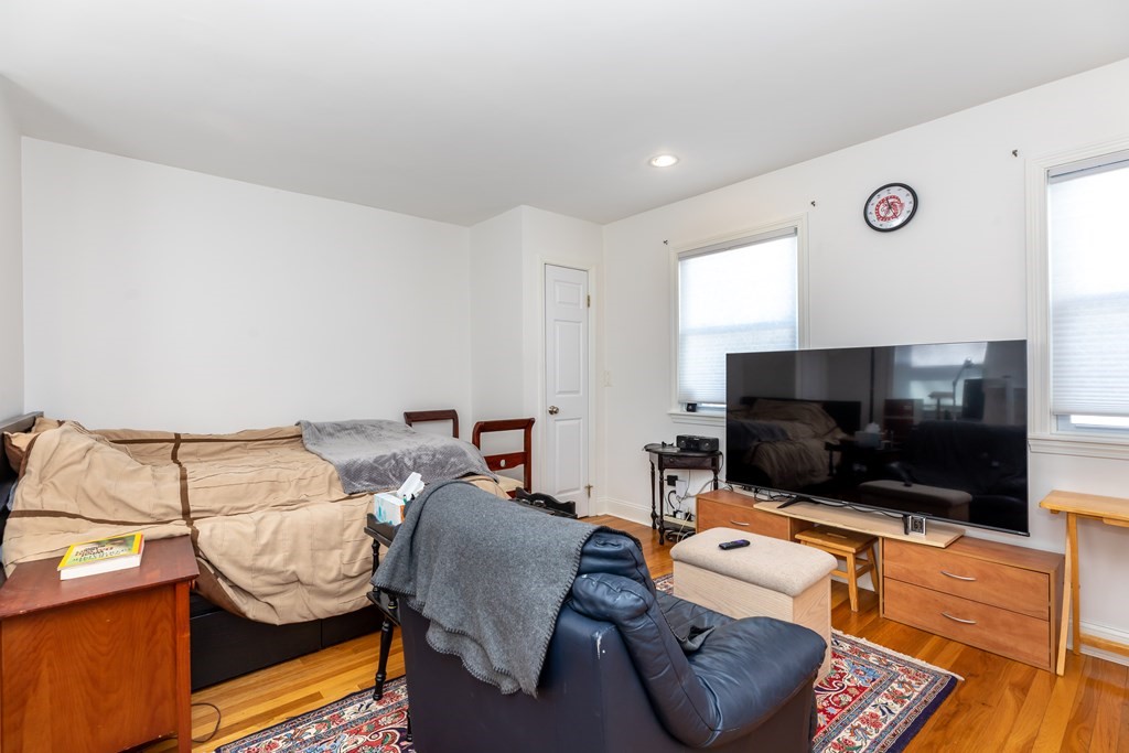 182-184 Cabot St # 182