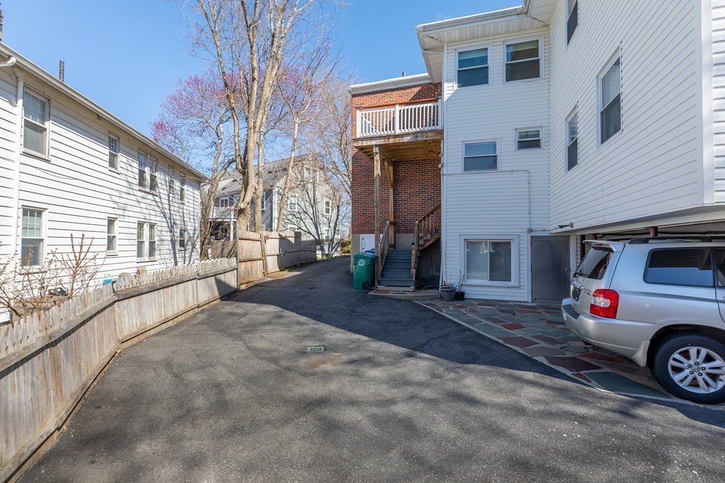 182-184 Cabot St # 182