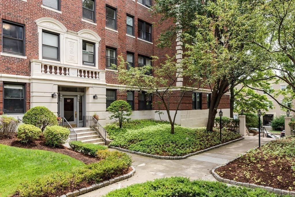 137 Englewood Ave # 34