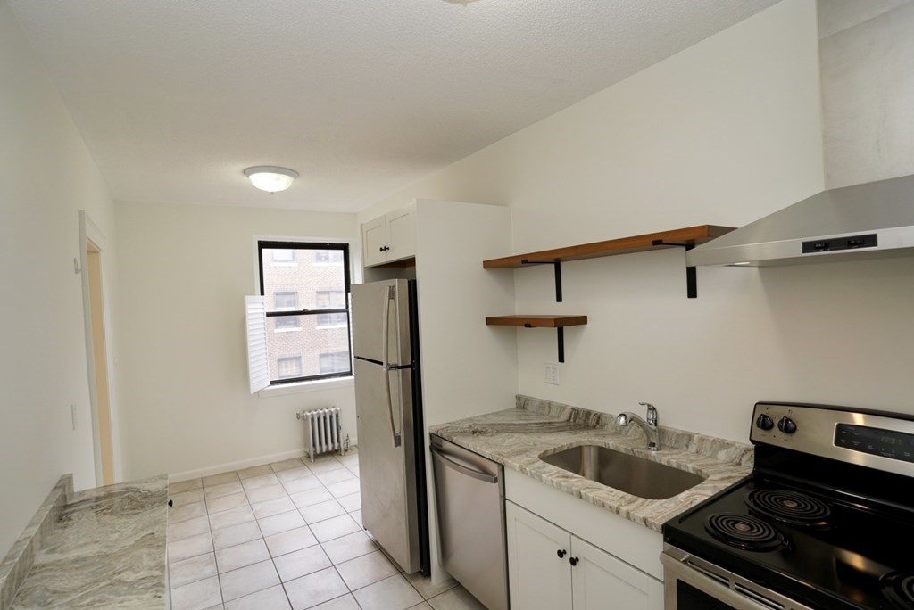 137 Englewood Ave # 34