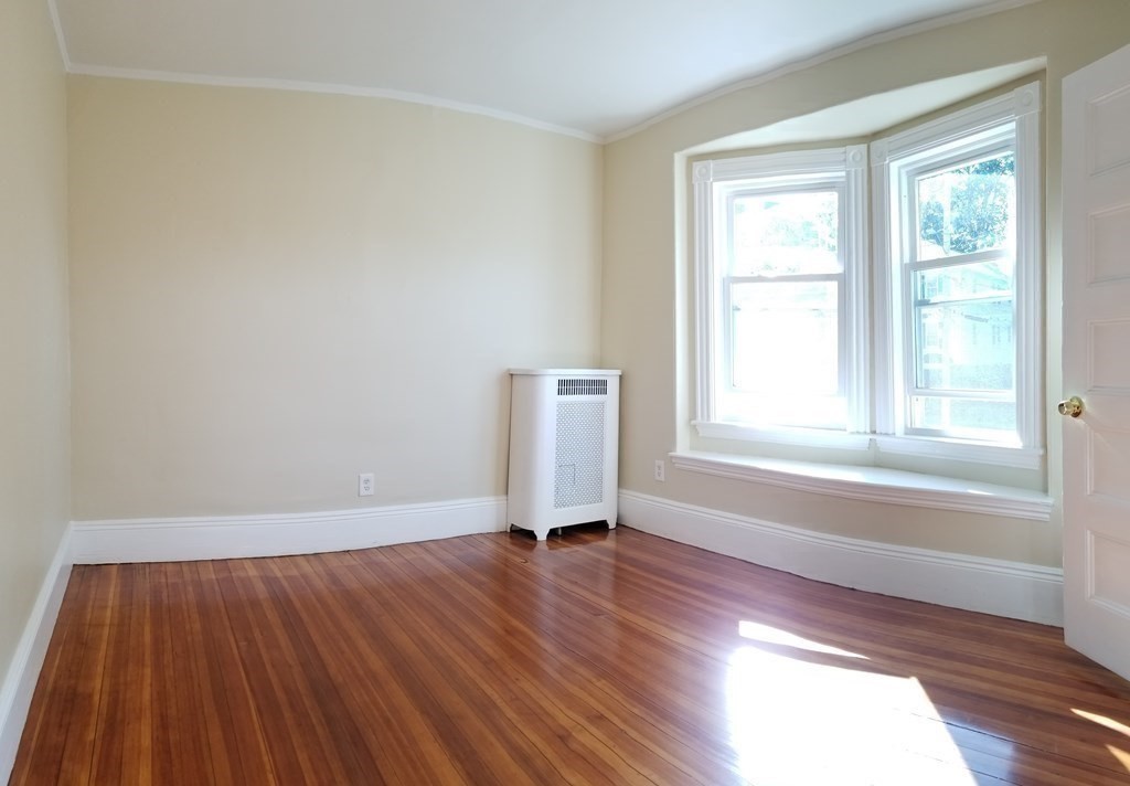 12 Pembroke Street # 1