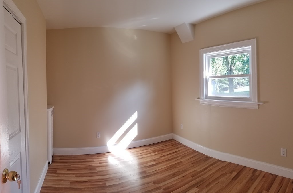 12 Pembroke Street # 1