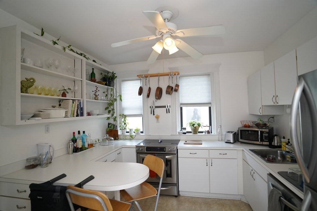 1038 Beacon St # 401