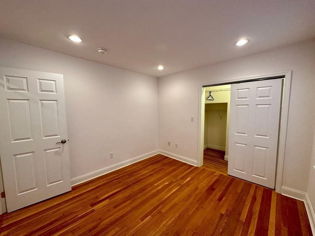 182-184 Cabot St # 182