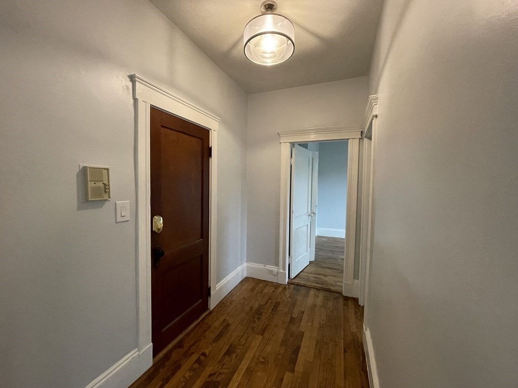 164 Strathmore Rd # 20