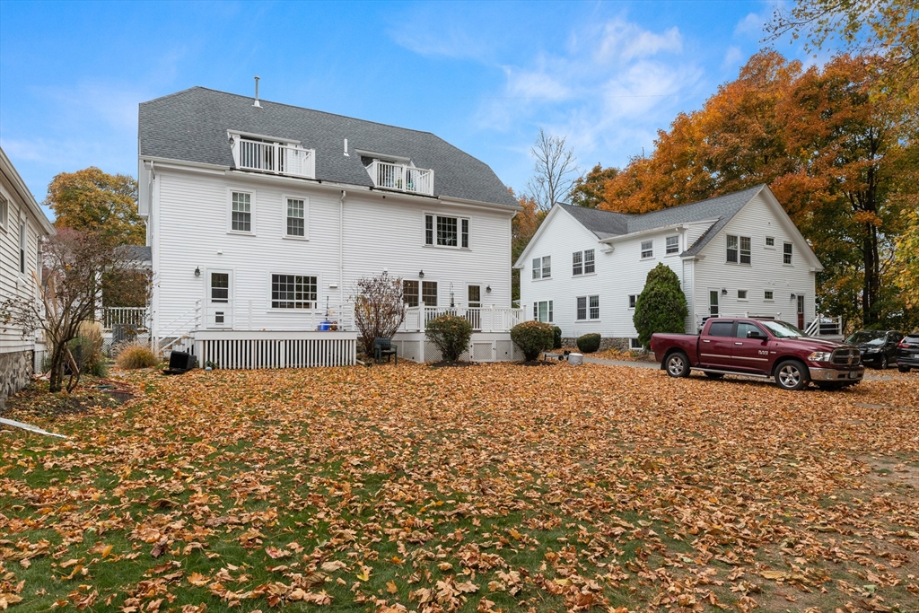 5 Temple Pl # 11