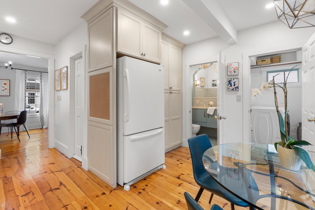 5 Temple Pl # 11