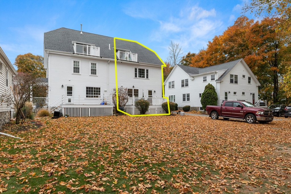 5 Temple Pl # 11