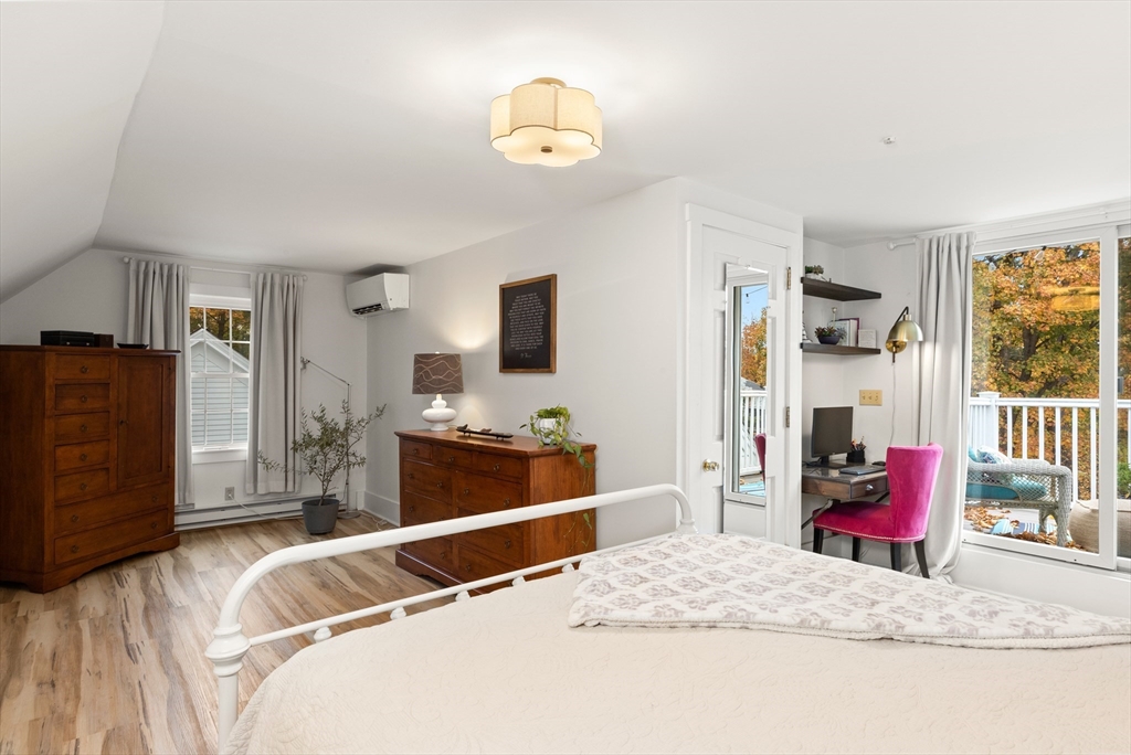 5 Temple Pl # 11