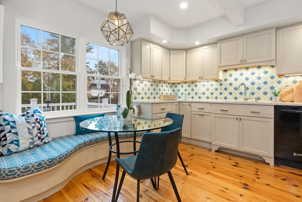 5 Temple Pl # 11