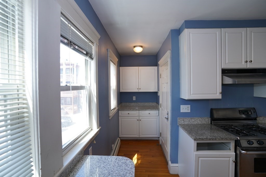42 Lourdes Ave # 1
