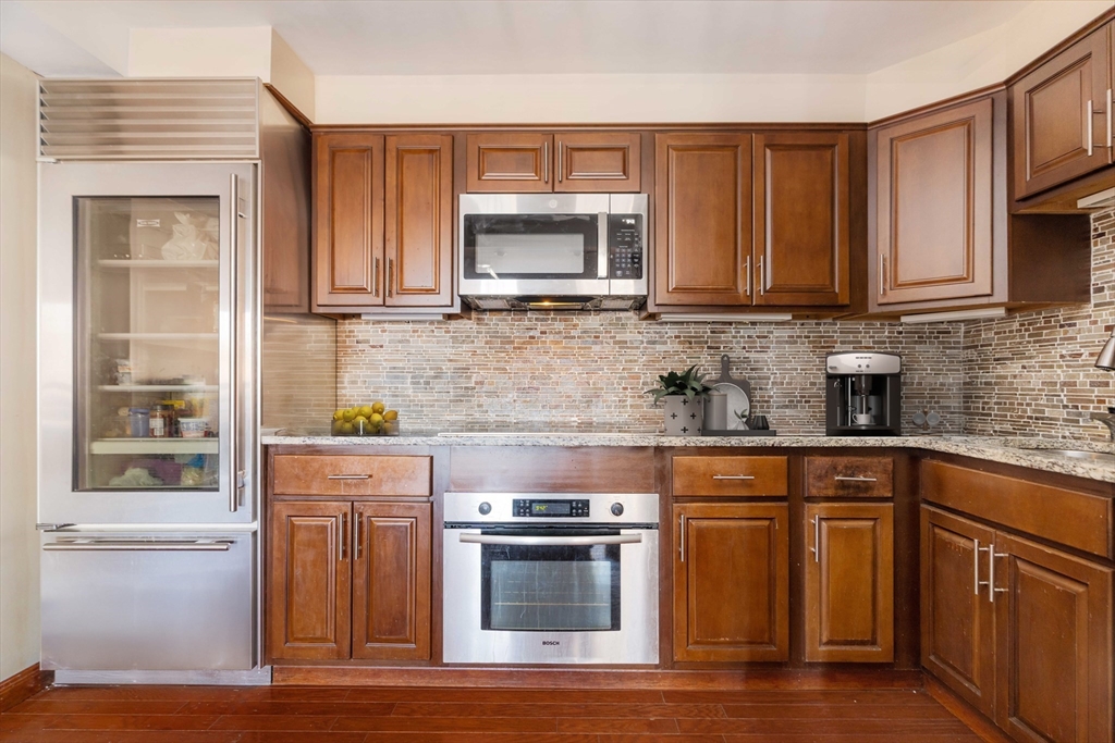 66 Winchester St # 203