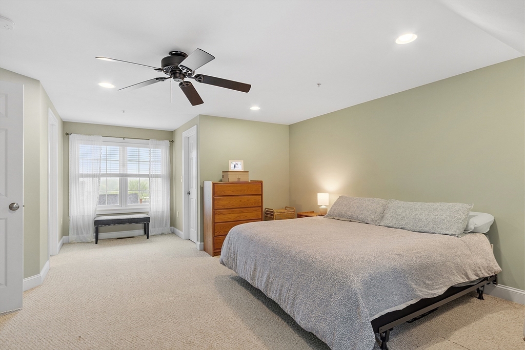 72 North Main Street # 72