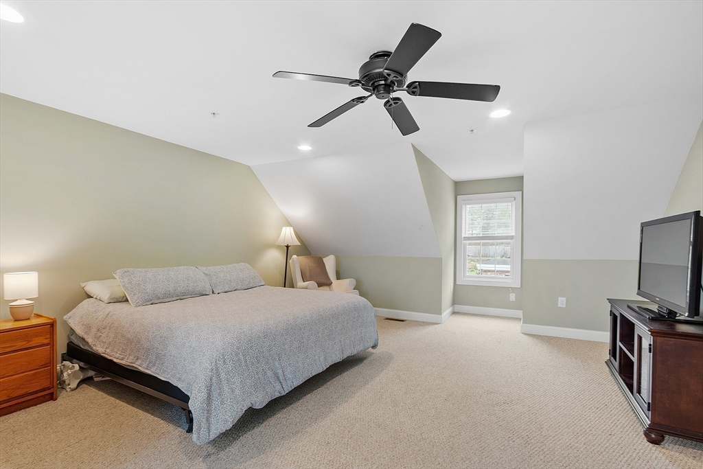 72 North Main Street # 72