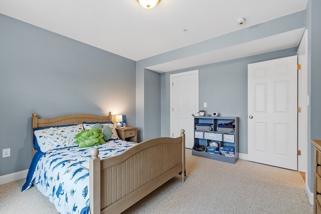 72 North Main Street # 72