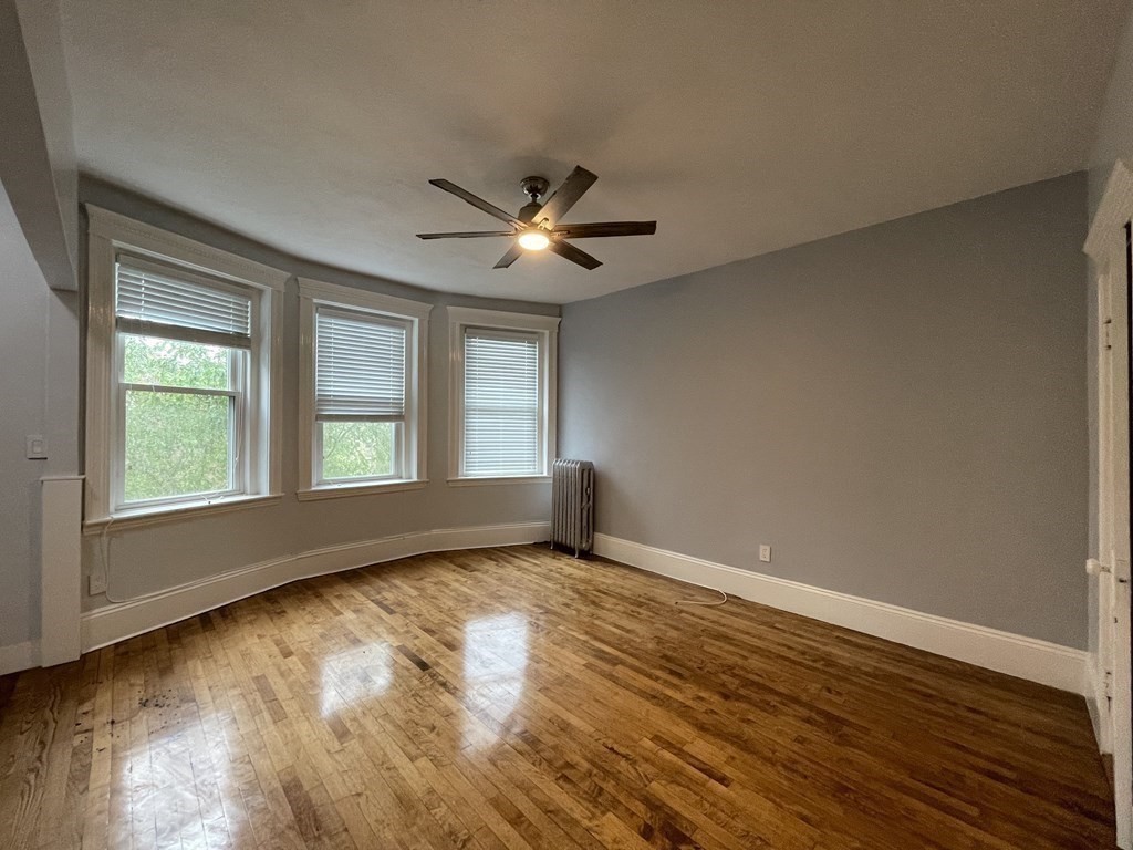 164 Strathmore Rd # 20