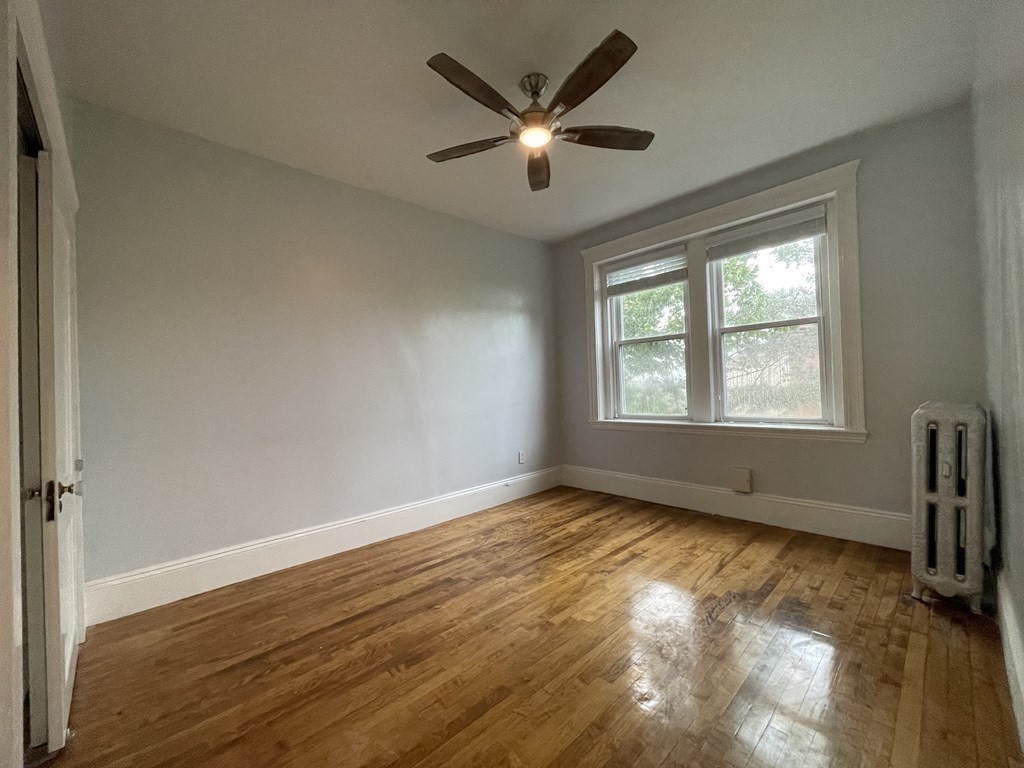 164 Strathmore Rd # 20