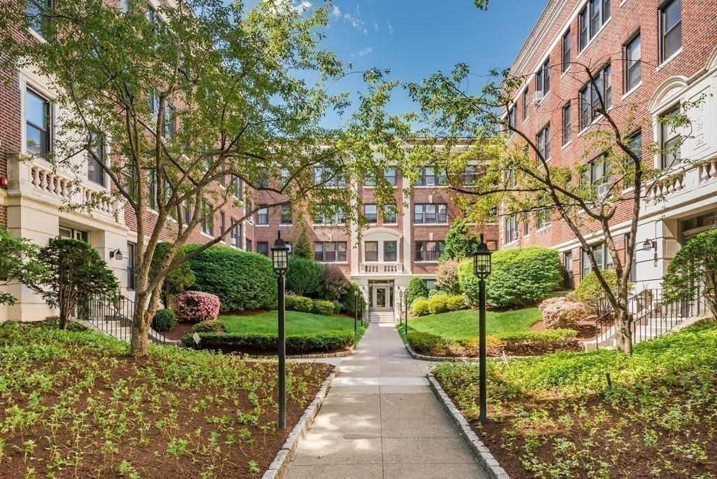 137 Englewood Ave # 34