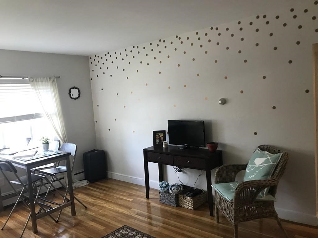 2012 Commonwealth Ave # 1E