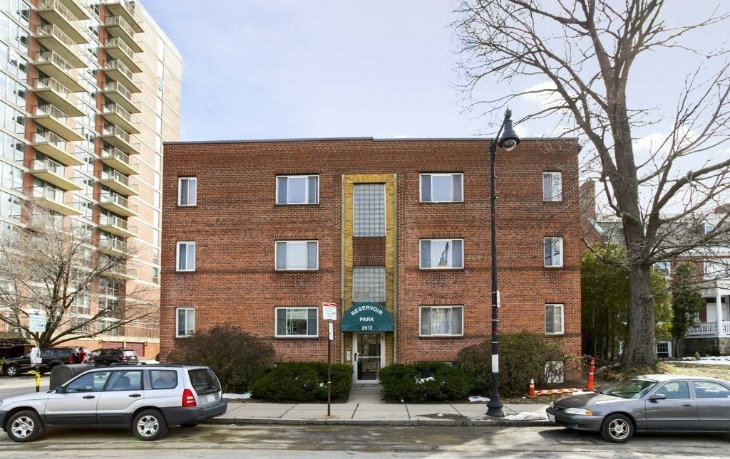 2012 Commonwealth Ave # 1E