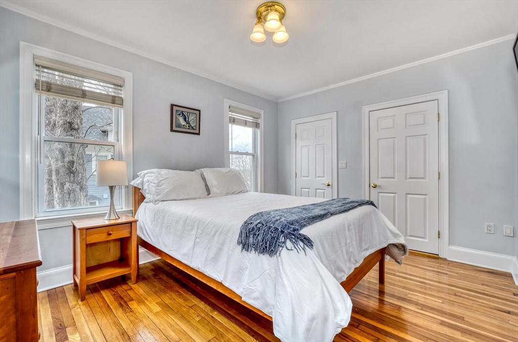 216-220 Newtonville Ave # 218