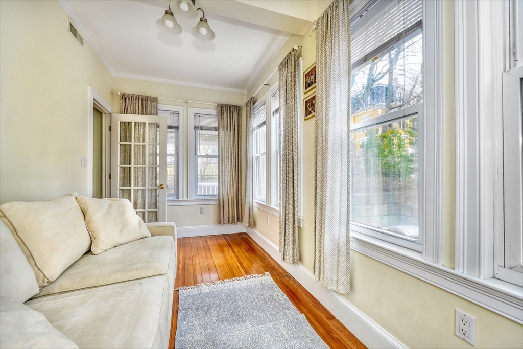 216-220 Newtonville Ave # 218