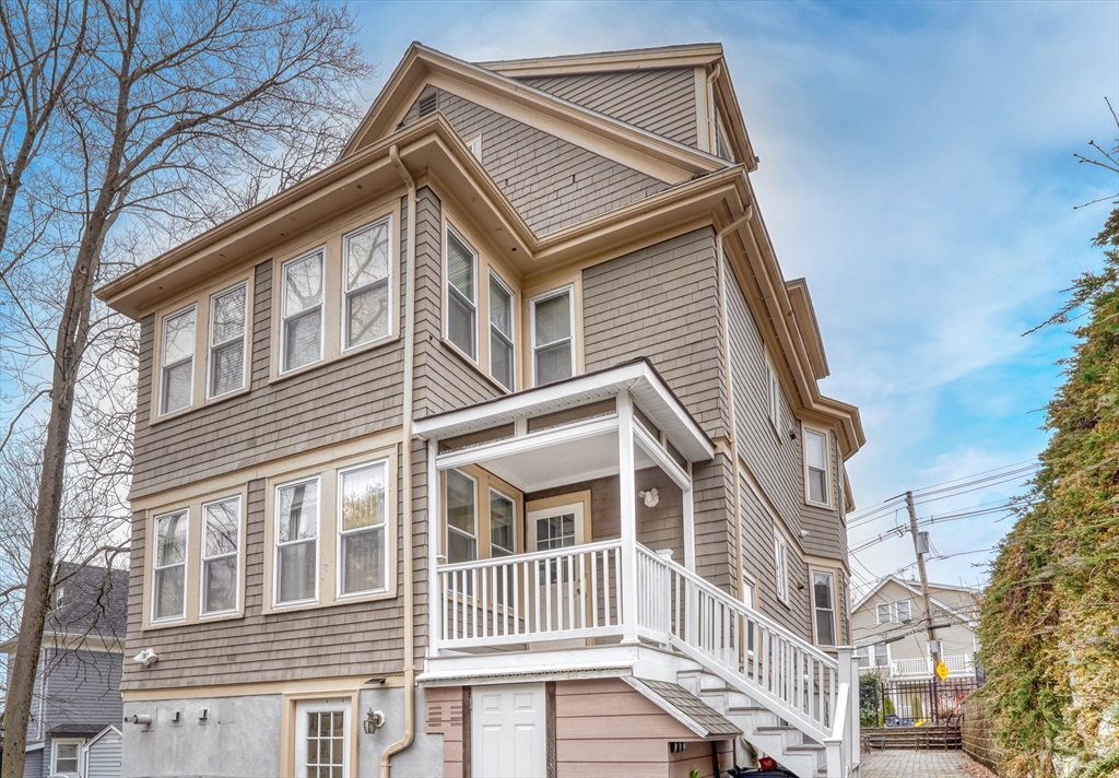 216-220 Newtonville Ave # 218