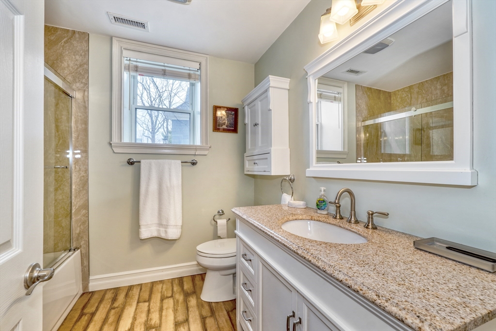 216-220 Newtonville Ave # 218