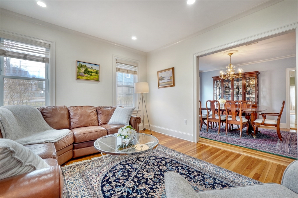 216-220 Newtonville Ave # 218