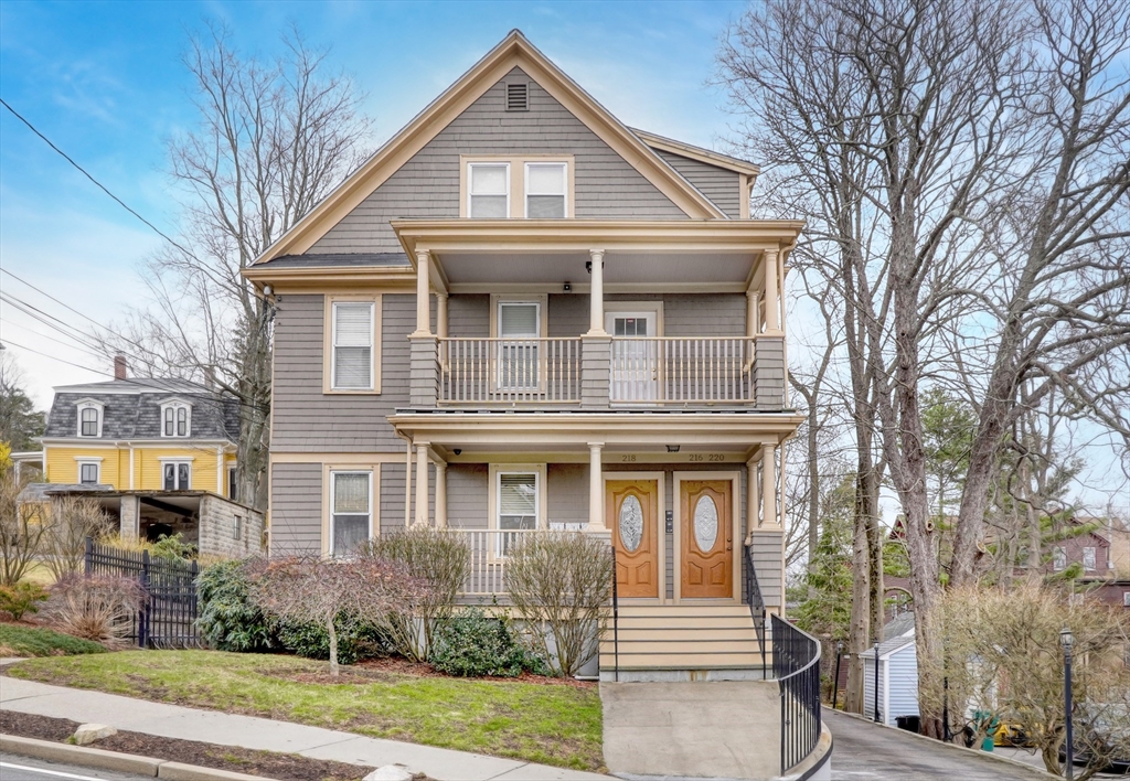 216-220 Newtonville Ave # 218