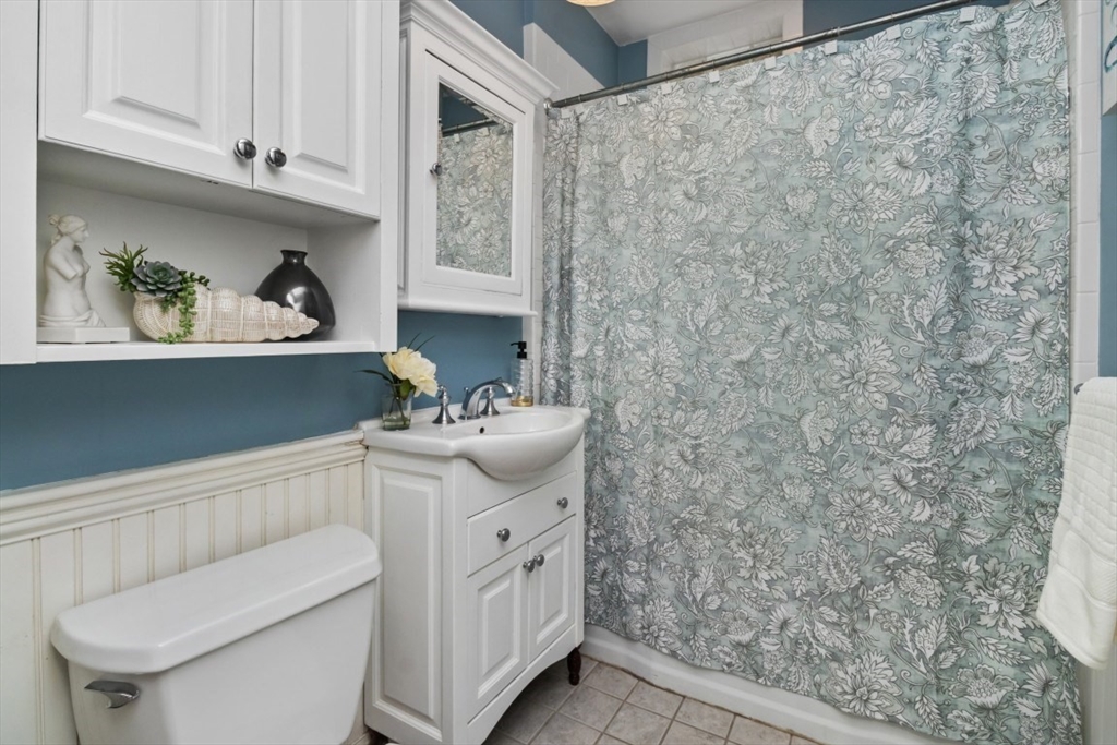 20 Winchester St # 3