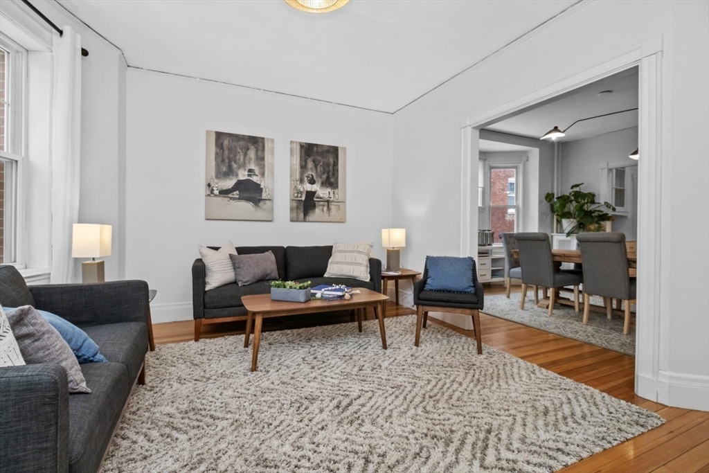 20 Winchester St # 3