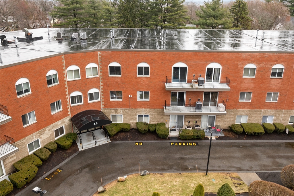 44 Loomis St # 309