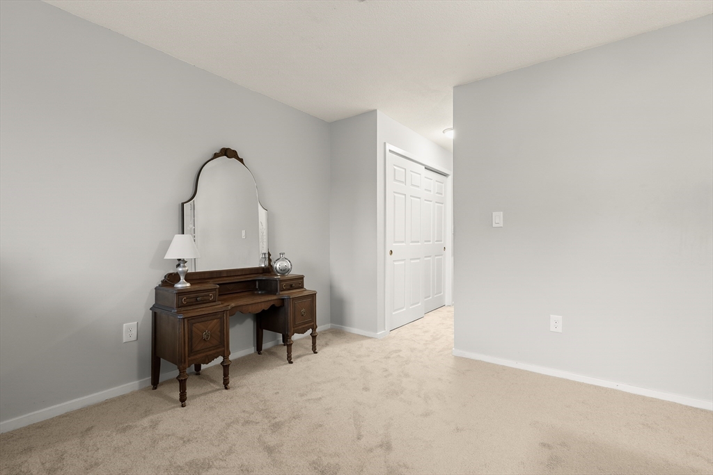 44 Loomis St # 309