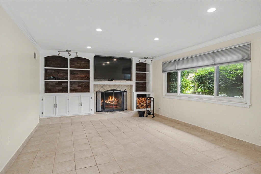 4 Lincoln Terrace