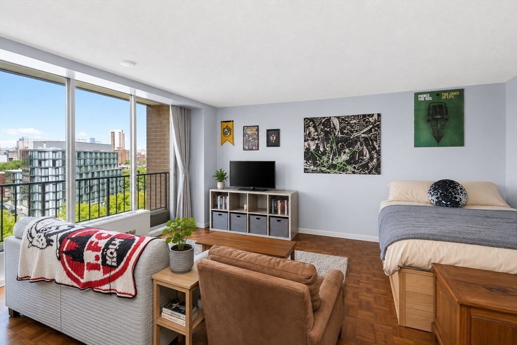 44 Washington St # 1113