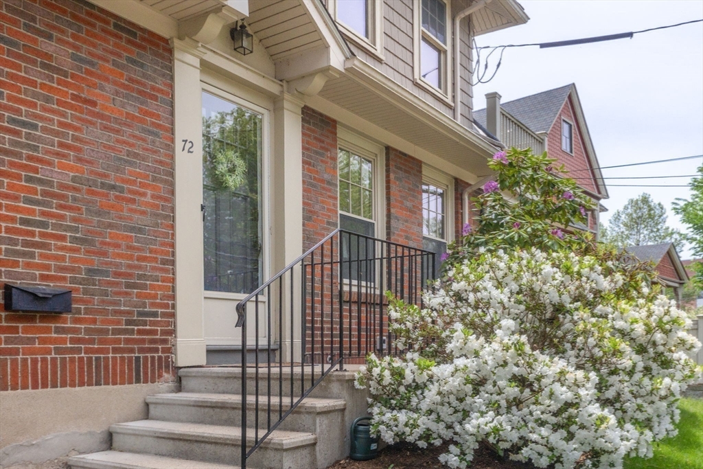 72 Clyde St # 1