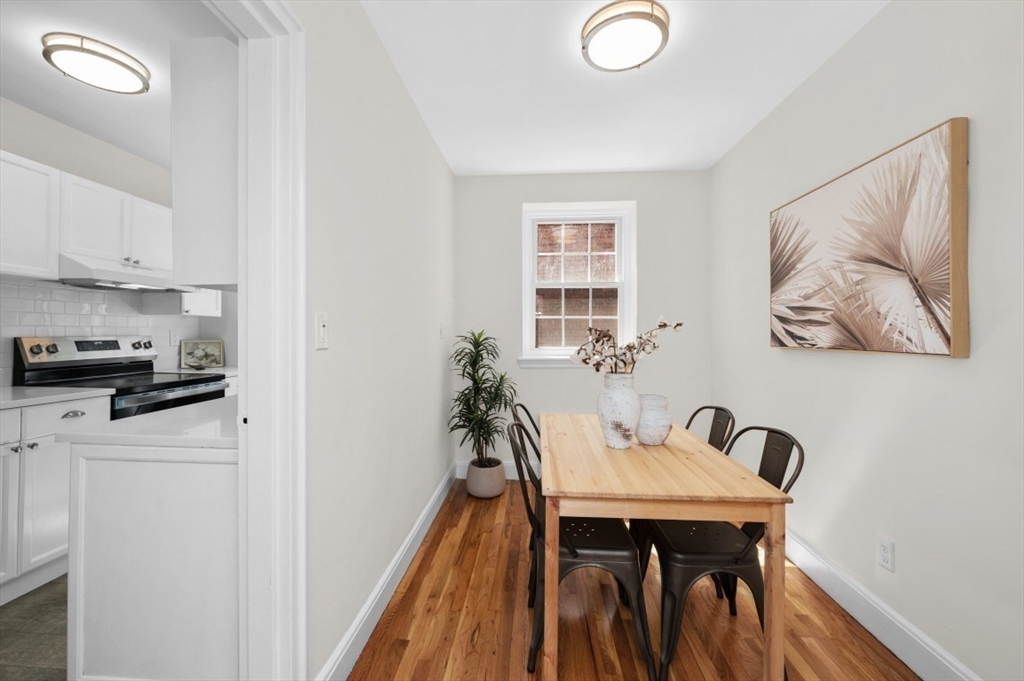19 Englewood Ave # 2