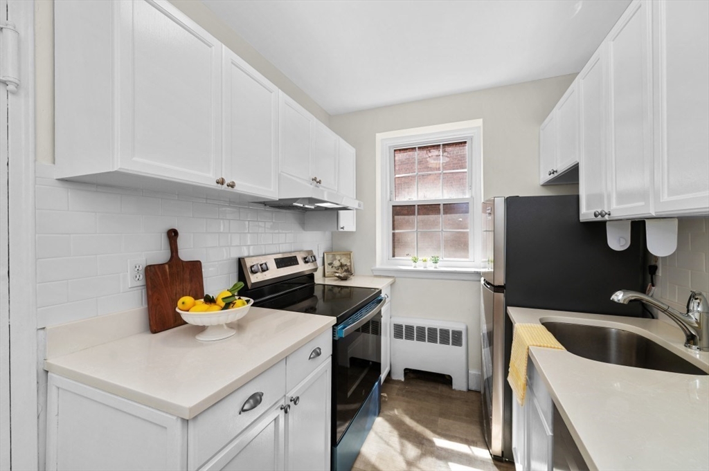 19 Englewood Ave # 2