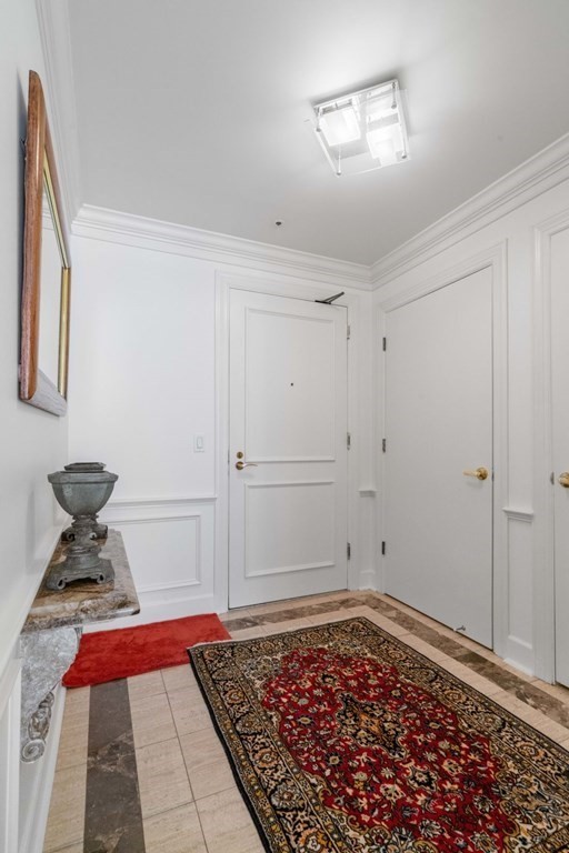 300 Boylston St # 511