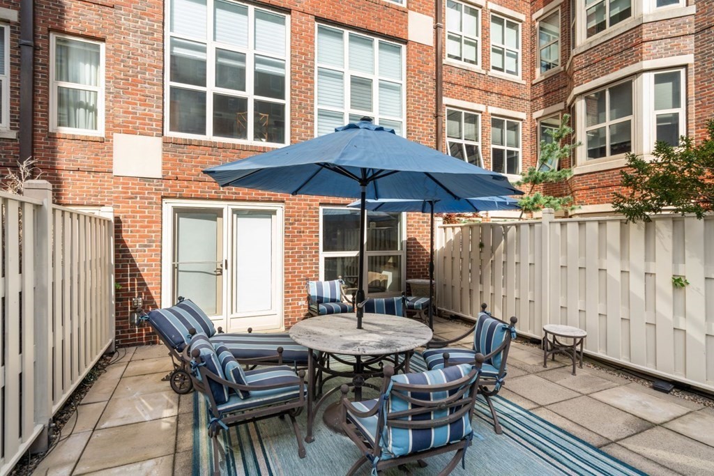 300 Boylston St # 511