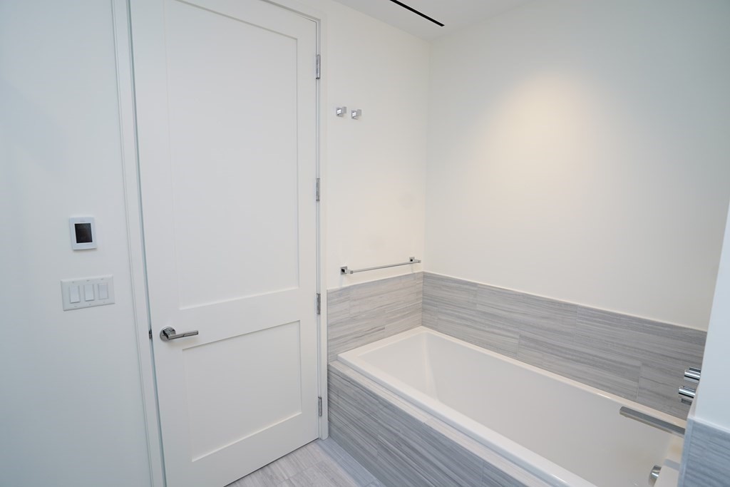 1 Dalton St # 5103