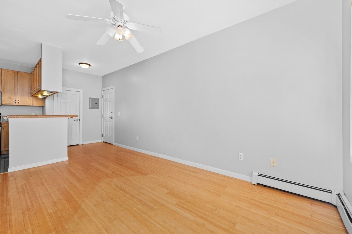 330 Summit Ave # 305