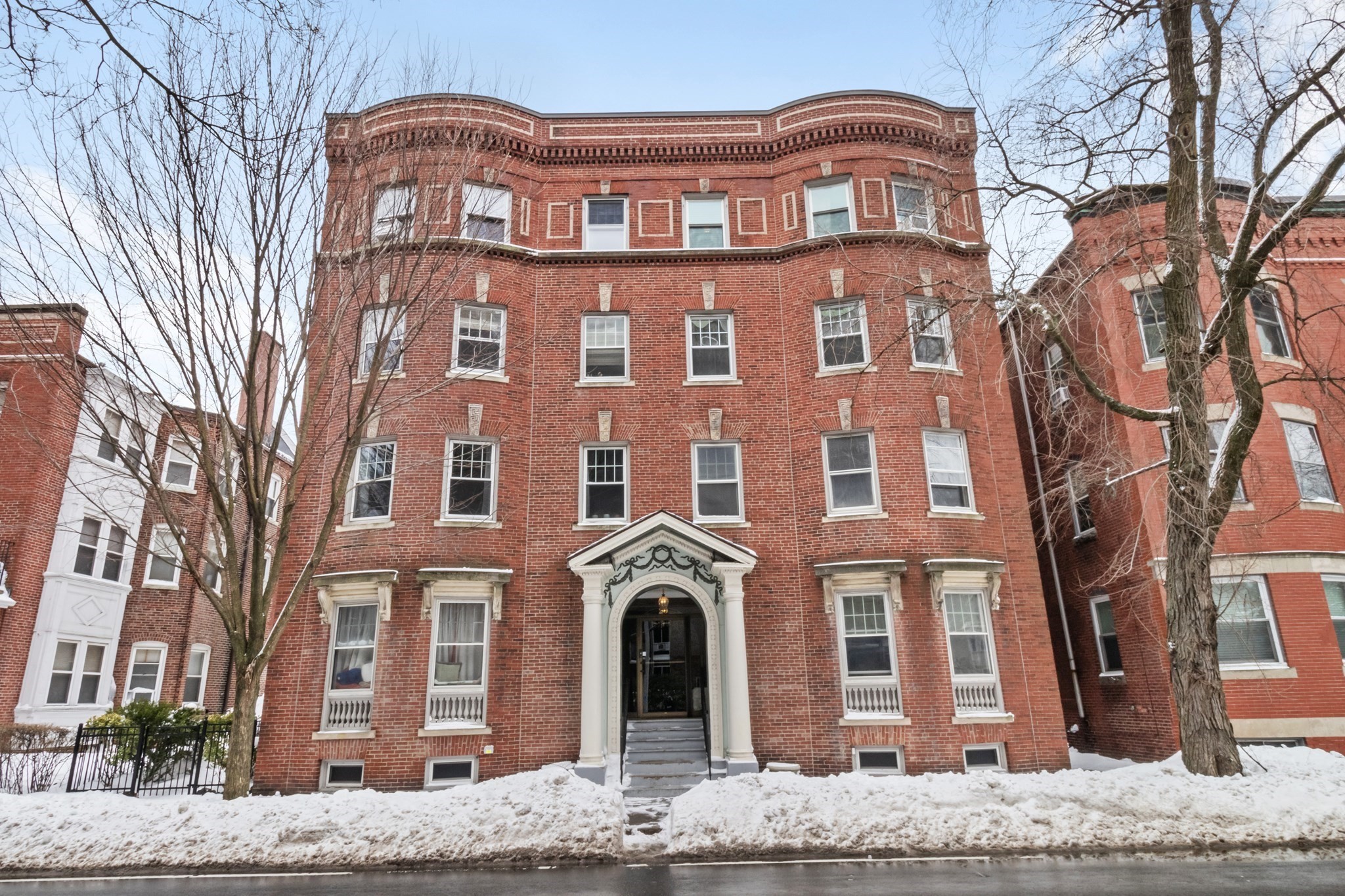 20 Winchester St # 6