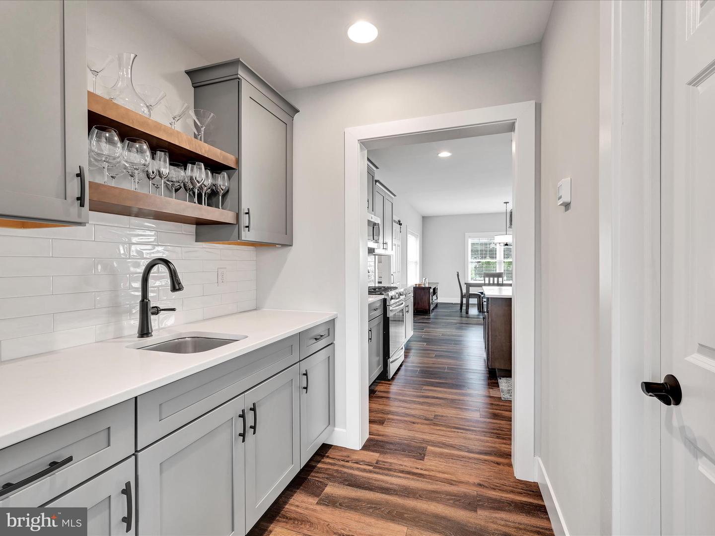 115 Wright Dr