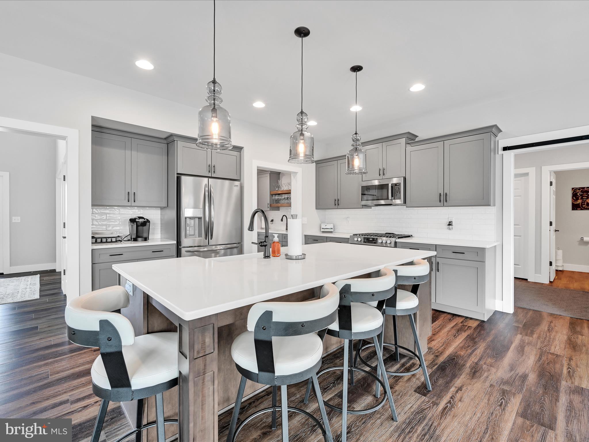 115 Wright Dr